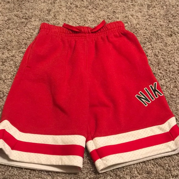 nike air shorts fleece